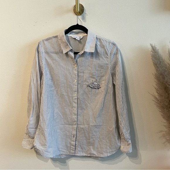 🆕Old Navy Gimme Some Space Old Navy Button Down - Picture 1 of 4